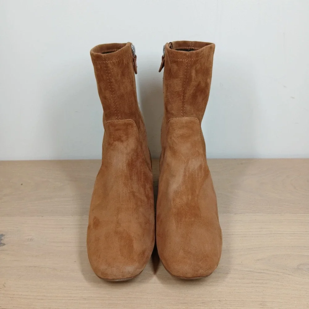 Gentle Souls Ankle Boot Women 10 Tan Suede Square Toe Minimalist Comfy Booties
